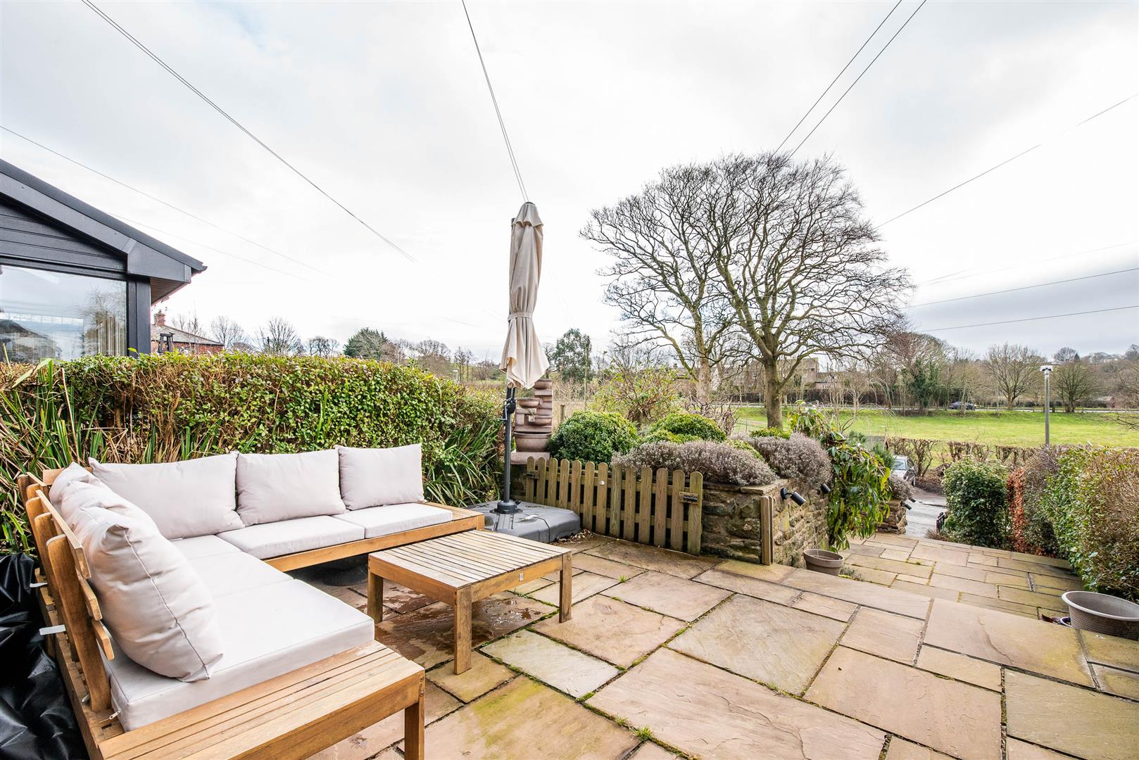 3 bed property in Victoria Terrace, Chorley